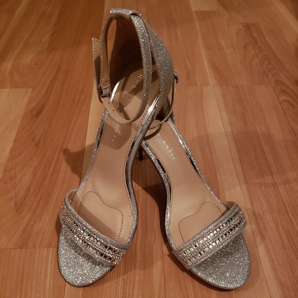 Kelly & Katie Silver Dress Shoes 7